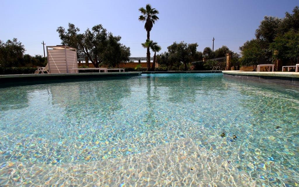 Piscina del bed and breakfast Usciglio, Salento